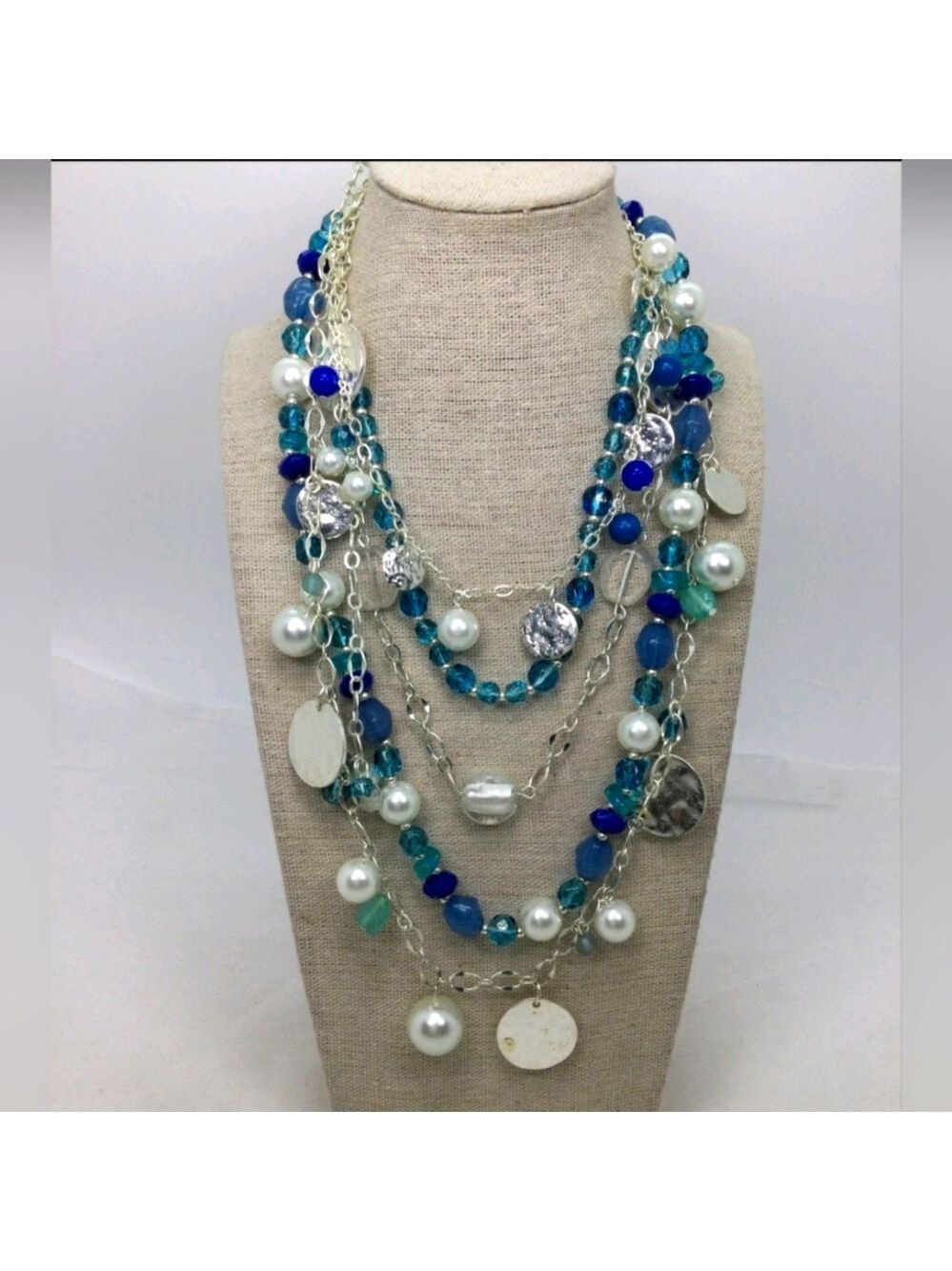 White House Black Market Shades of Blue Faux Pearl Beaded Necklace 20" EUC